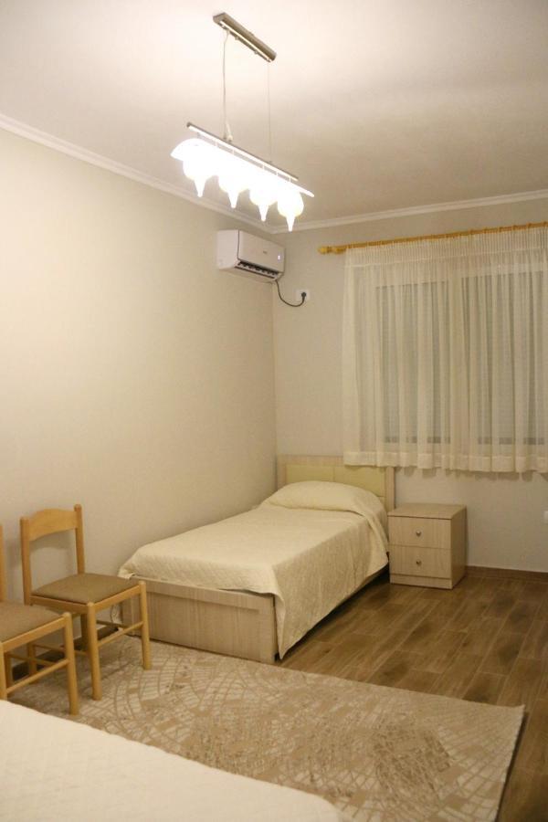 New Bazaar Arben's Apartamento *